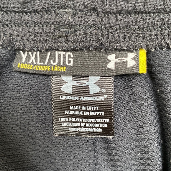 🎉HP🎉 Under Armour Pull On Athletic Mesh Shorts 💗 Black - Picture 11 of 11